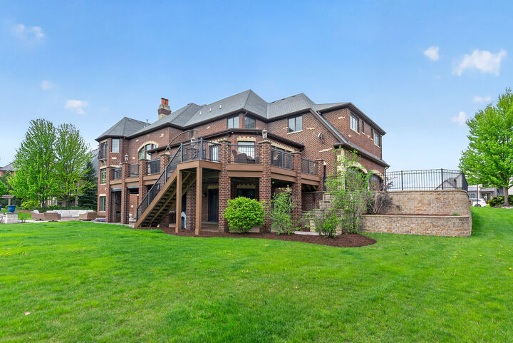 Property Photo: 5N145 Prairie Rose Drive IL 60175