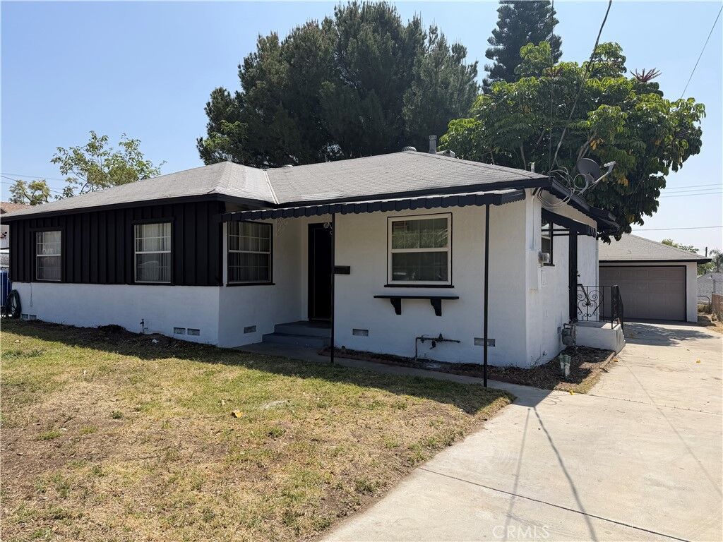 Property Photo:  13944 Sayre Street  CA 91342 