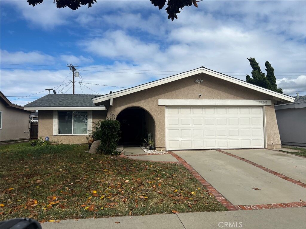 Property Photo:  20002 Tajauta  CA 90746 