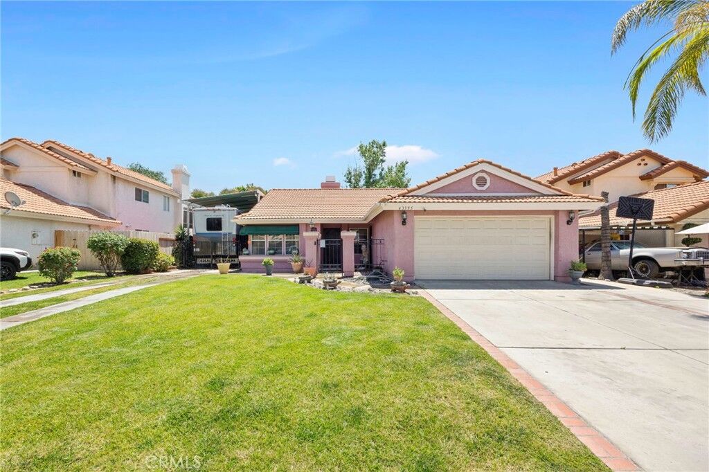 Property Photo:  43395 Peartree  CA 92544 