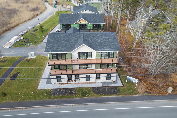 Property Photo:  21 Salt Point Drive 18  ME 04064 