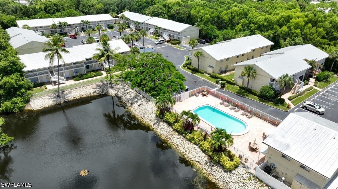 Property Photo:  4621 Bayshore Drive Q3  FL 34112 