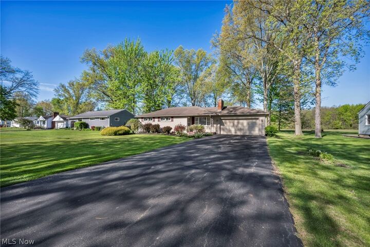 Property Photo:  5843 Louise Avenue NW  OH 44483 