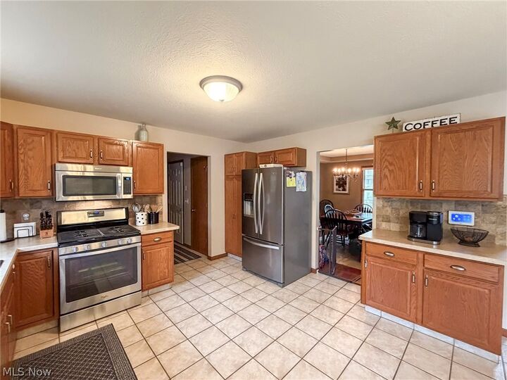 Property Photo: 510 Deer Run Drive OH 44512