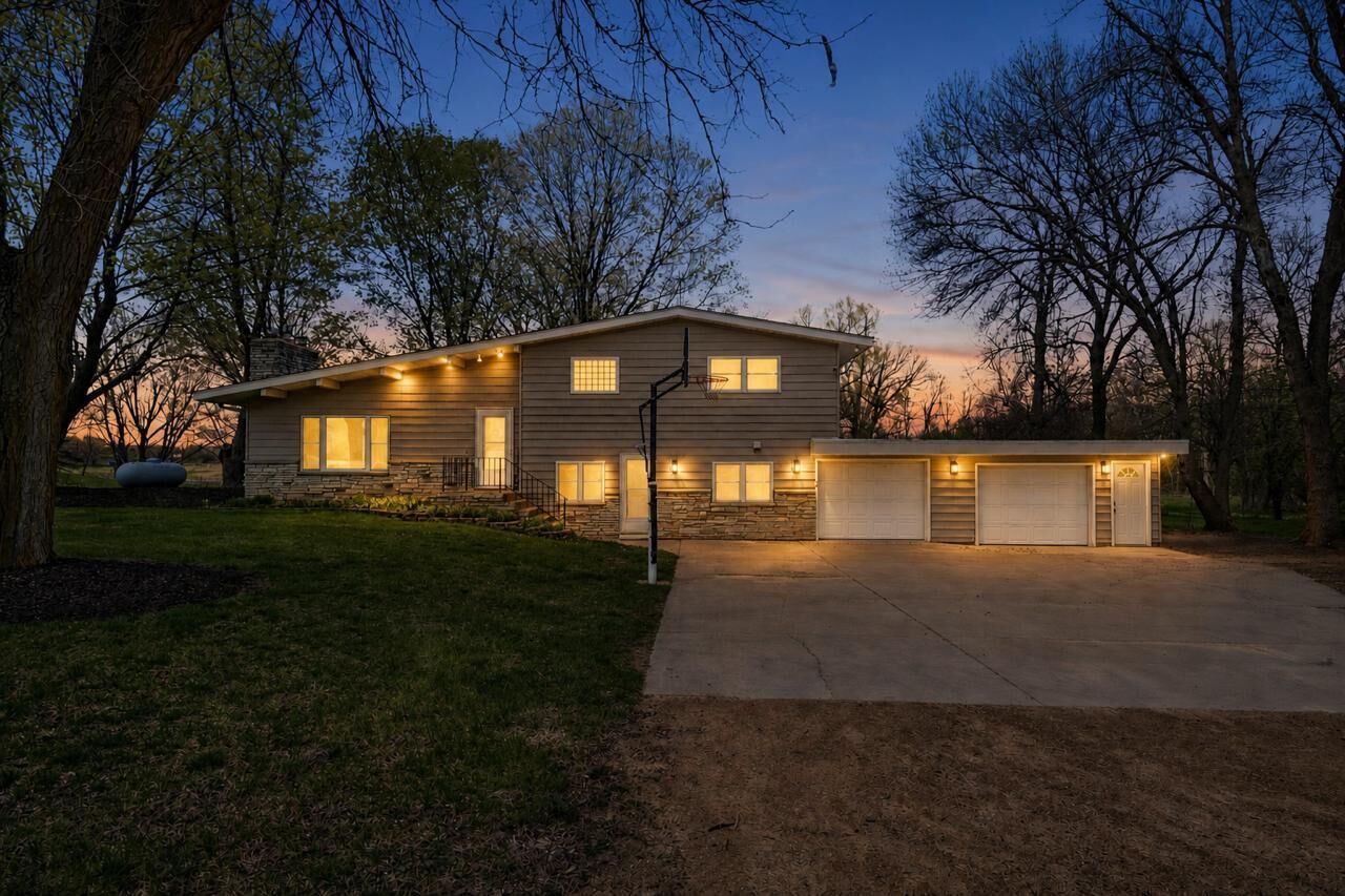 Property Photo: 15710 Highway 5 And 25 MN 55397