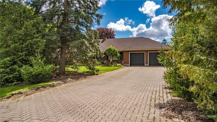 Property Photo:  3 Huffman Court  ON N0E 1V0 