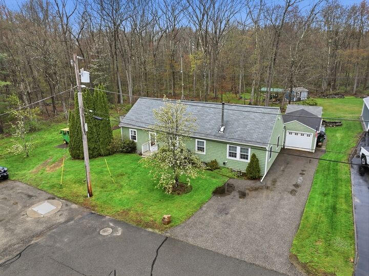 Property Photo:  12 Holcomb Street  MA 01524 