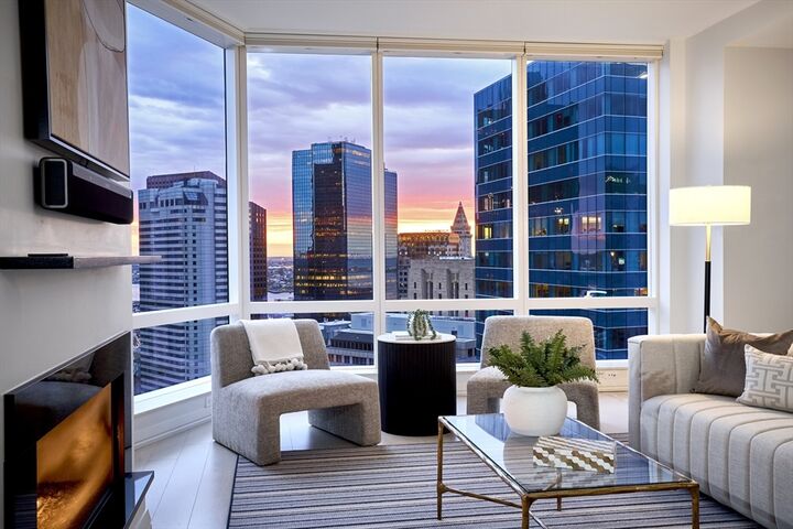 Property Photo:  1 Franklin St 3505  MA 02110 