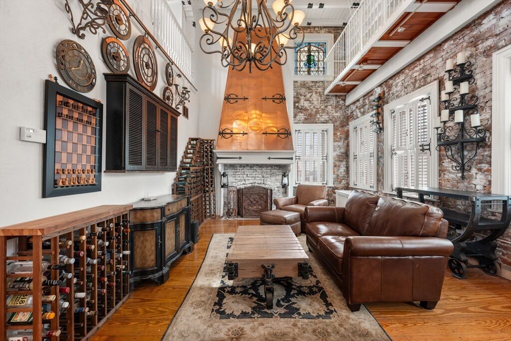 Property Photo:  49 Grove St Penthouse  MA 02114 