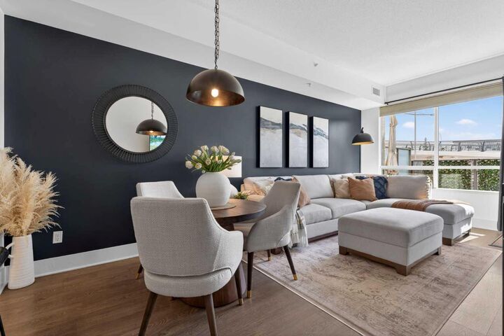 Property Photo:  38 9 Street NE 204  AB T2E 7X9 