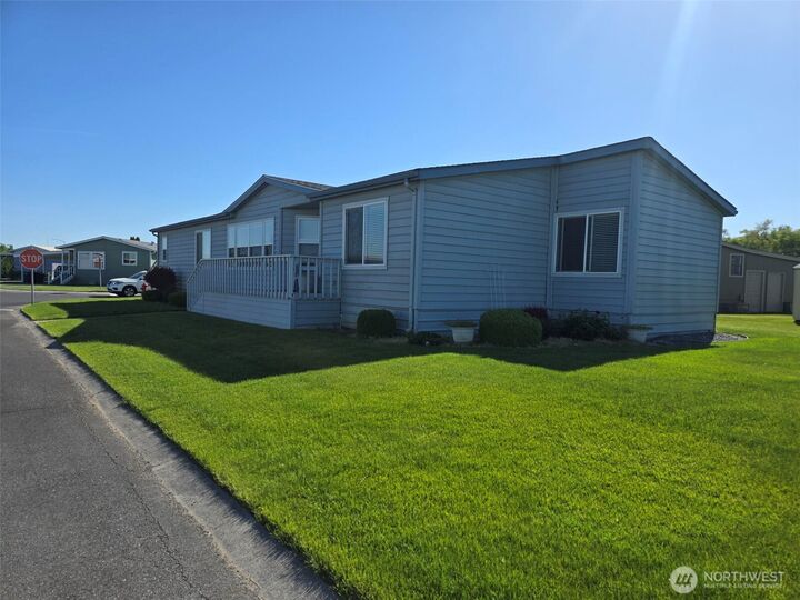 Property Photo:  2240 W Broadway  NE 224  WA 98837 