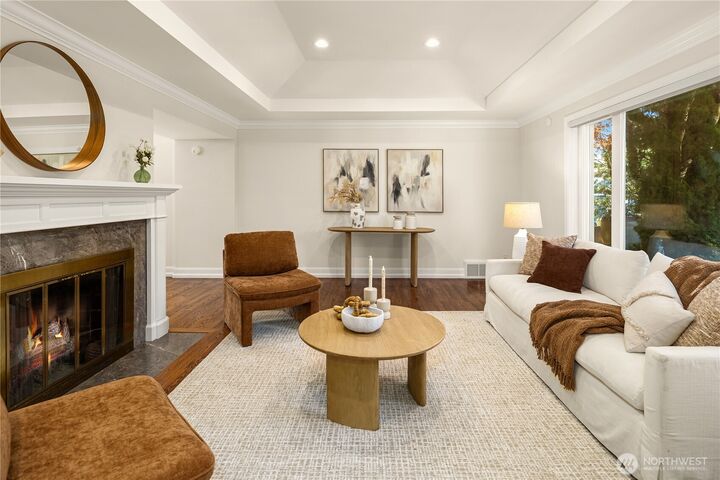 Property Photo:  3920 W Barrett Street  WA 98199 
