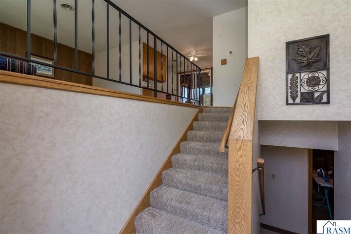 Property Photo:  1612 Clare Court  MN 56003 