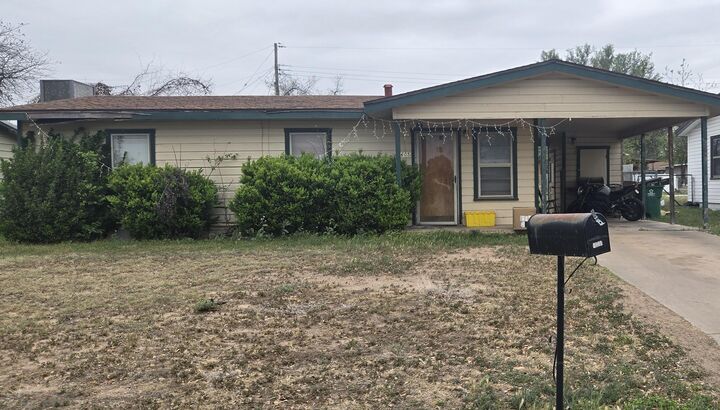 Property Photo:  2401 Field Street  TX 76901 