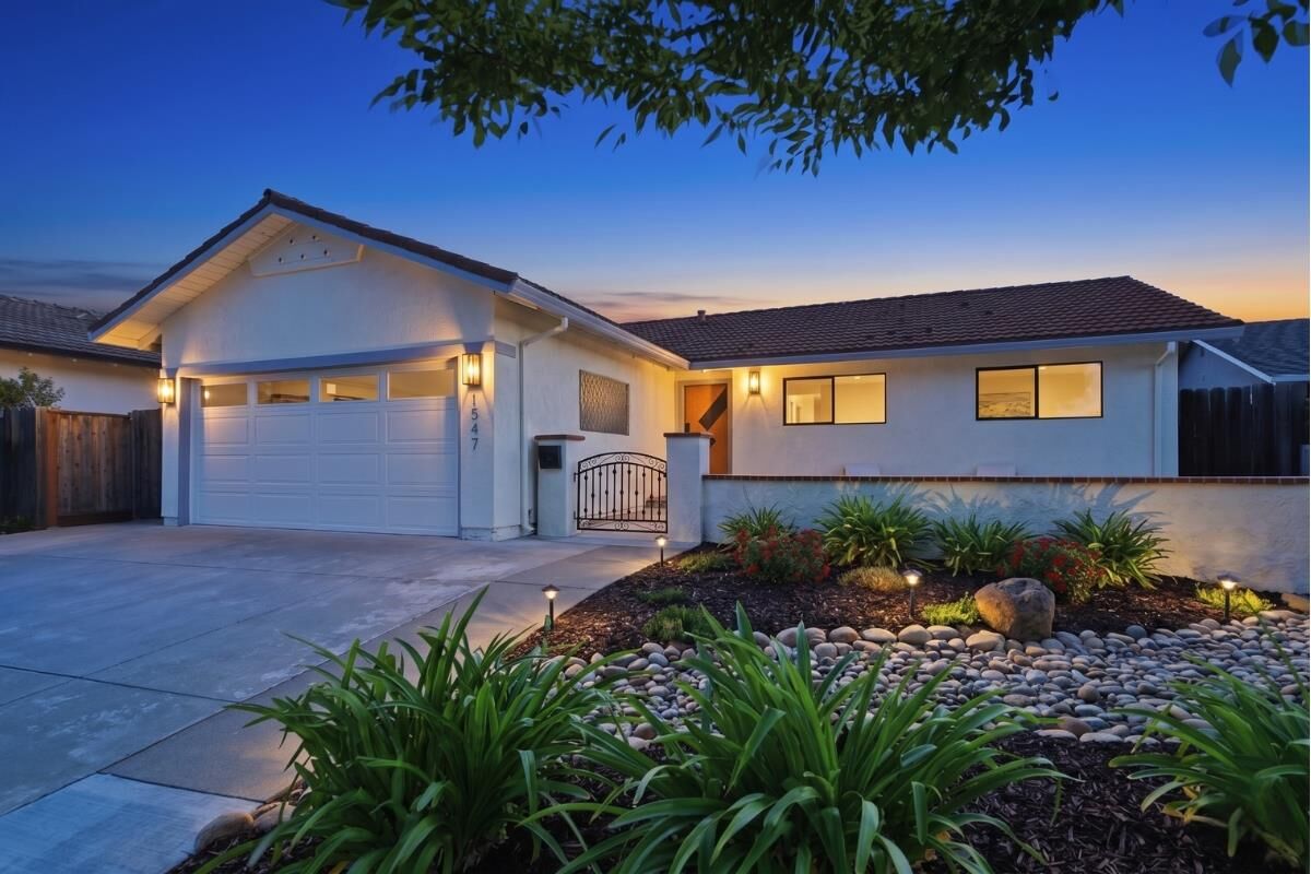 Property Photo:  1547 Grackle Way  CA 94087 
