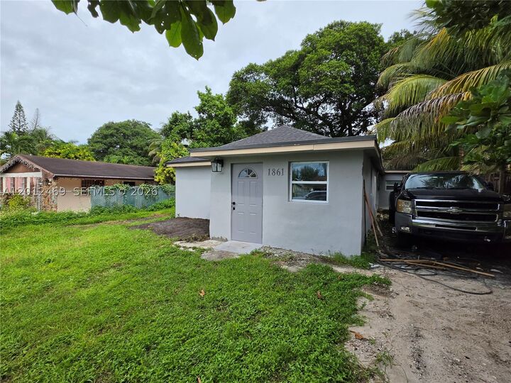 Property Photo: 1861 NW 112th St FL 33167