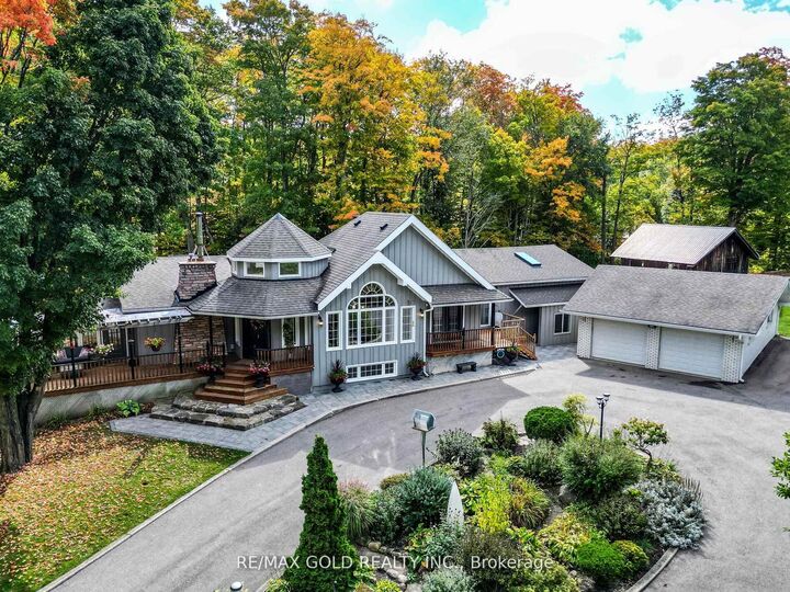 Property Photo: 20054 Horseshoe Hill Road ON L7K 2B6