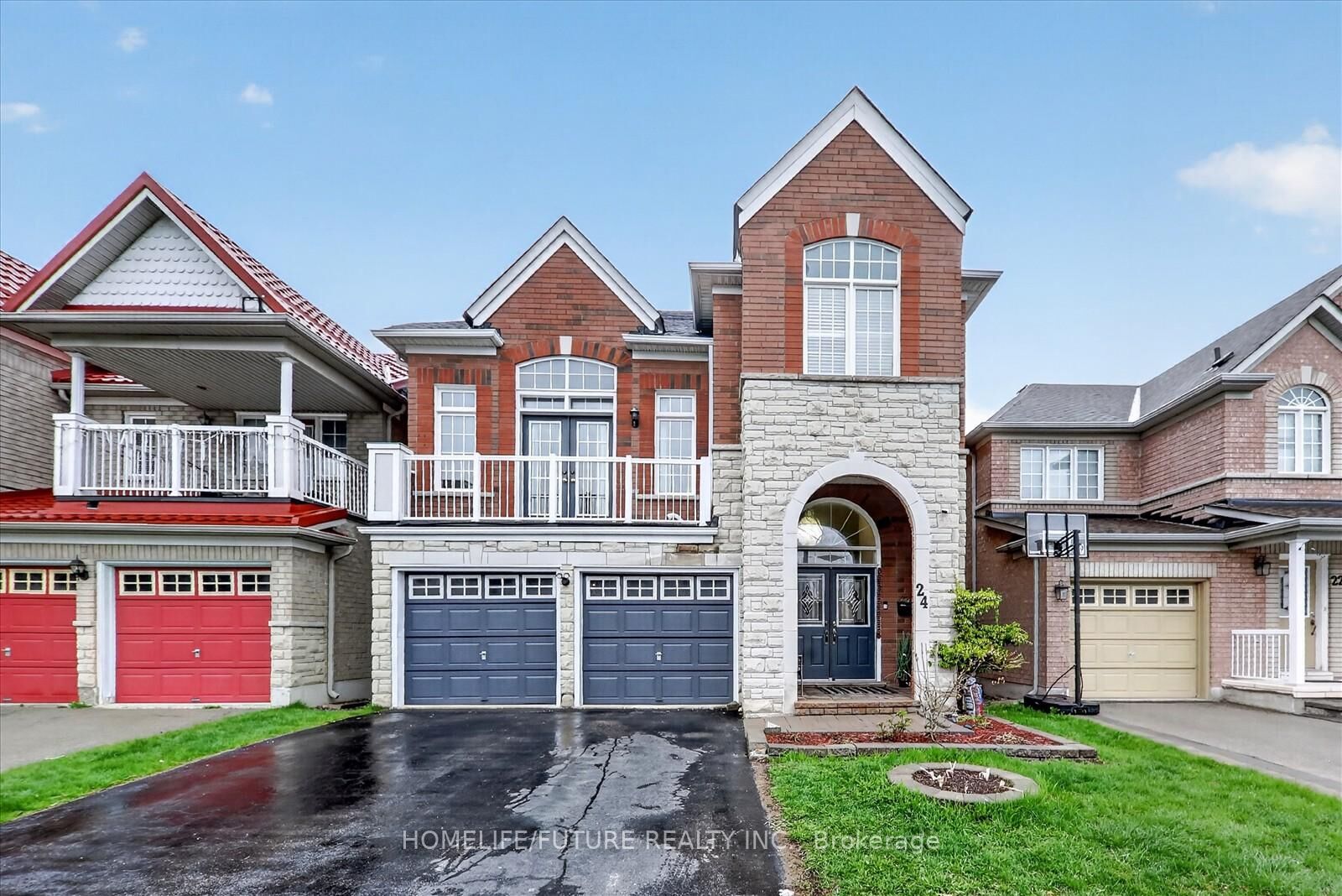 Property Photo: 24 Turtledove Grove ON M1X 2B3
