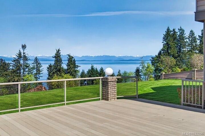 Property Photo: 4048 Severn Rd BC V9H 1N7