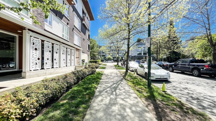 Property Photo: 4080 Yukon Street 208 BC V5Y 0L4