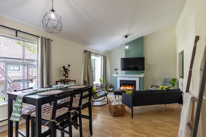 Property Photo: 12099 237th Street 90 BC V4R 2C3