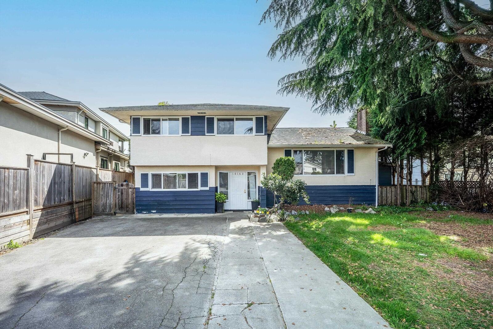 Property Photo: 10140 Seacote Road BC V7A 4A9
