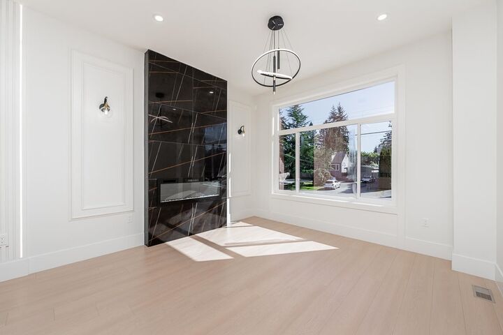 Property Photo: 14259 Park Drive 1 BC V3R 5P1