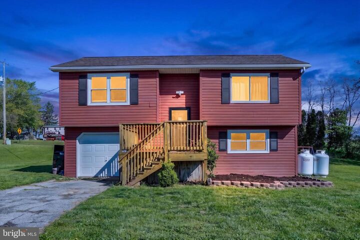 Property Photo: 3349 Night In Gale Drive PA 17315