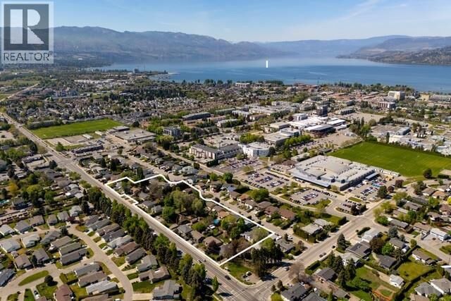 Photo de la propriété:  2997 Lowe Court  BC V1Y 8L3 