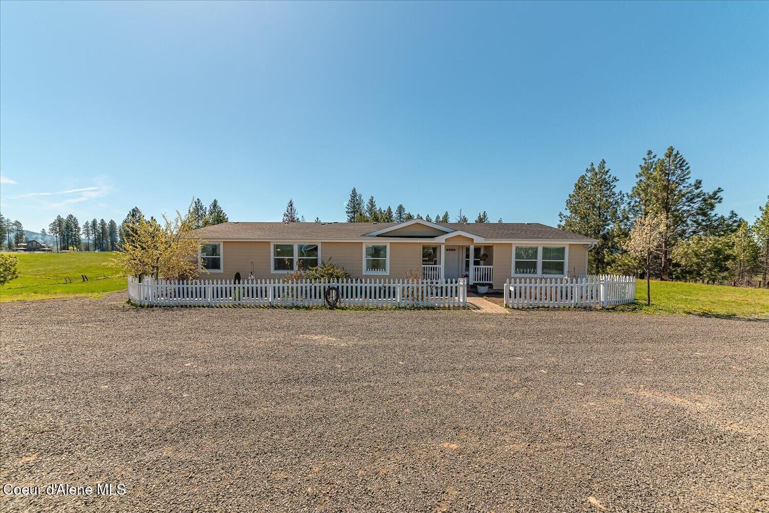 Property Photo:  1061 Canyon Ridge Dr  ID 83851 