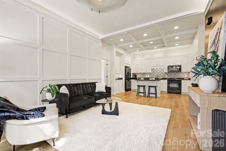 Property Photo: 450 New Bern Station Court NC 28209