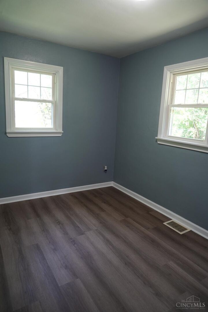Property Photo:  3007 Andrew Street  OH 45044 