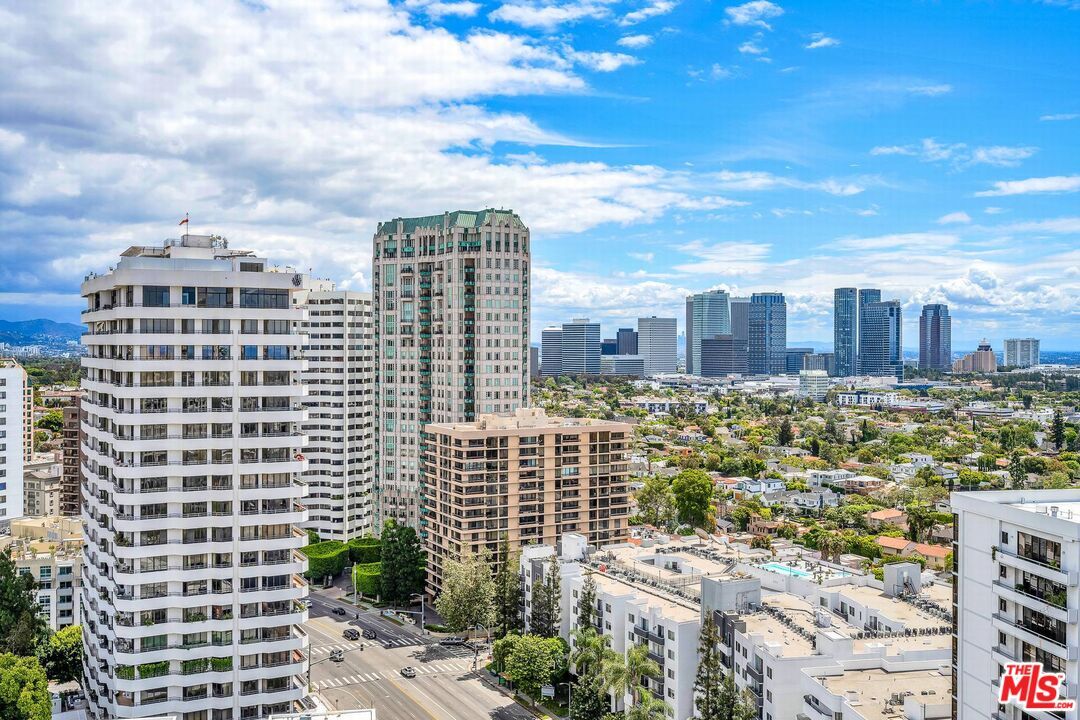 Property Photo:  10701 Wilshire Blvd  CA 90024 