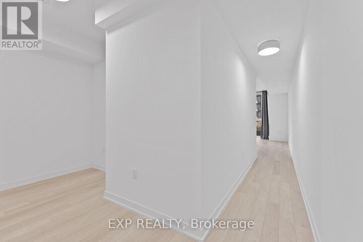 Property Photo:  357 King Street West 706  ON M5V 0S7 