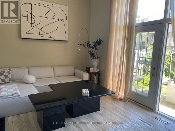 Property Photo:  1264 Limberlost Road 18  ON N6G 3A5 