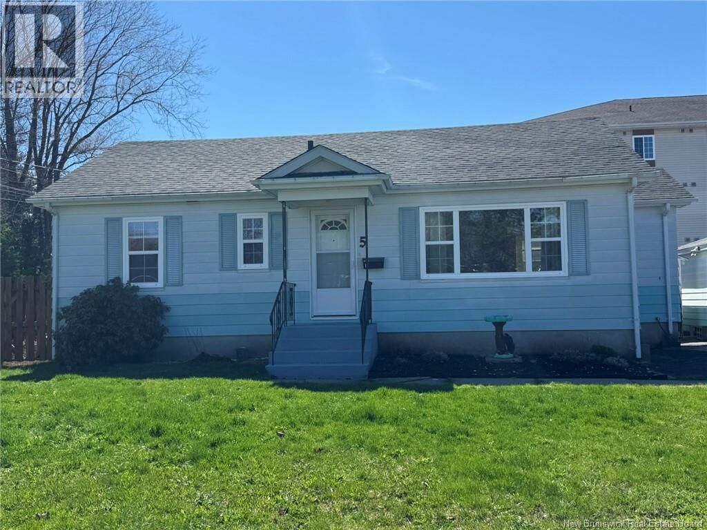 Property Photo:  5 Wentworth Drive  NB E1B 2T4 