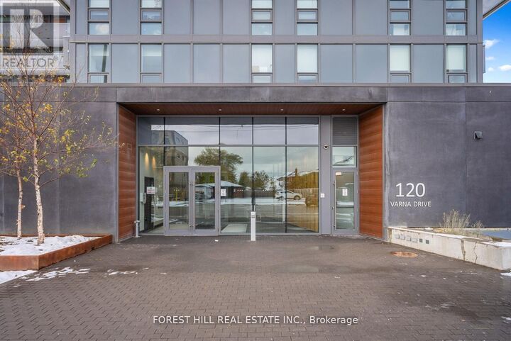 Property Photo:  120 Varna Drive 423  ON M6A 0B3 