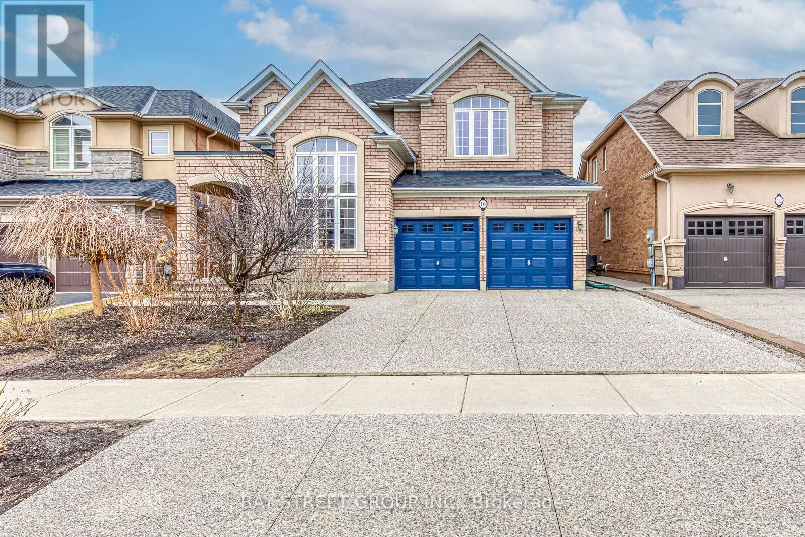 Property Photo:  16 Henderson Street  ON L9K 0H1 