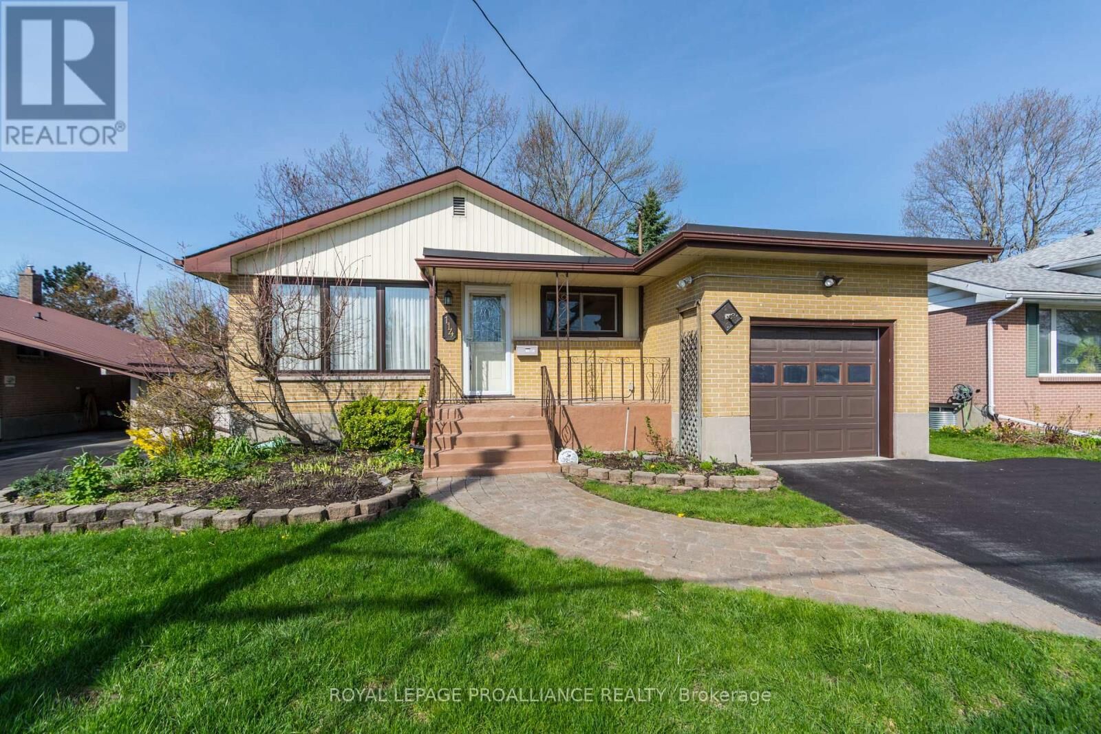 Property Photo:  114 Rollins Drive  ON K8N 4J5 