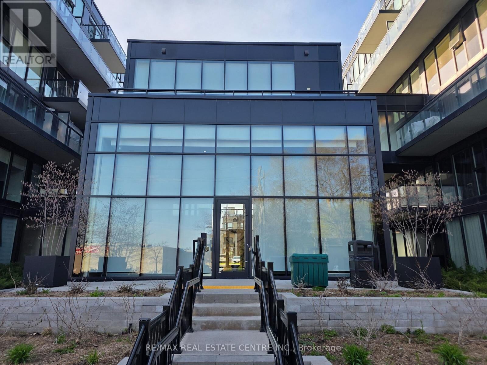 Property Photo:  1119 Cooke Blvd. Boulevard B432  ON L7T 0C7 