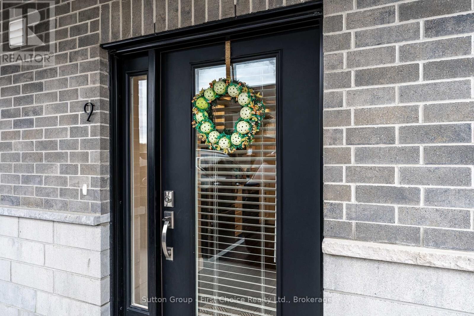 Property Photo:  3202 Vivian Line 37 9  ON N5A 0K6 