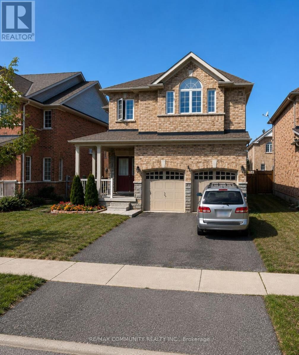 Property Photo:  4 Campview Street  ON L1R 0K5 