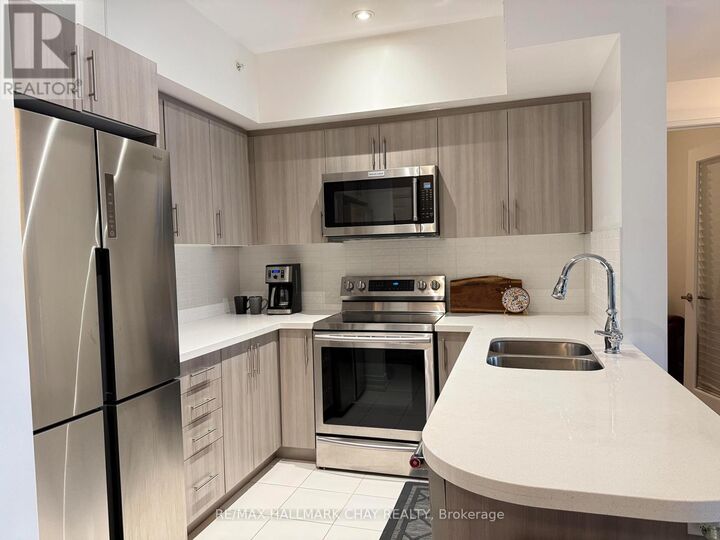 Property Photo:  302 Essa Road 505  ON L9J 0H3 