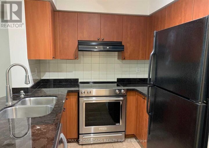 Property Photo:  5508 Yonge Street 906  ON M2N 7L2 