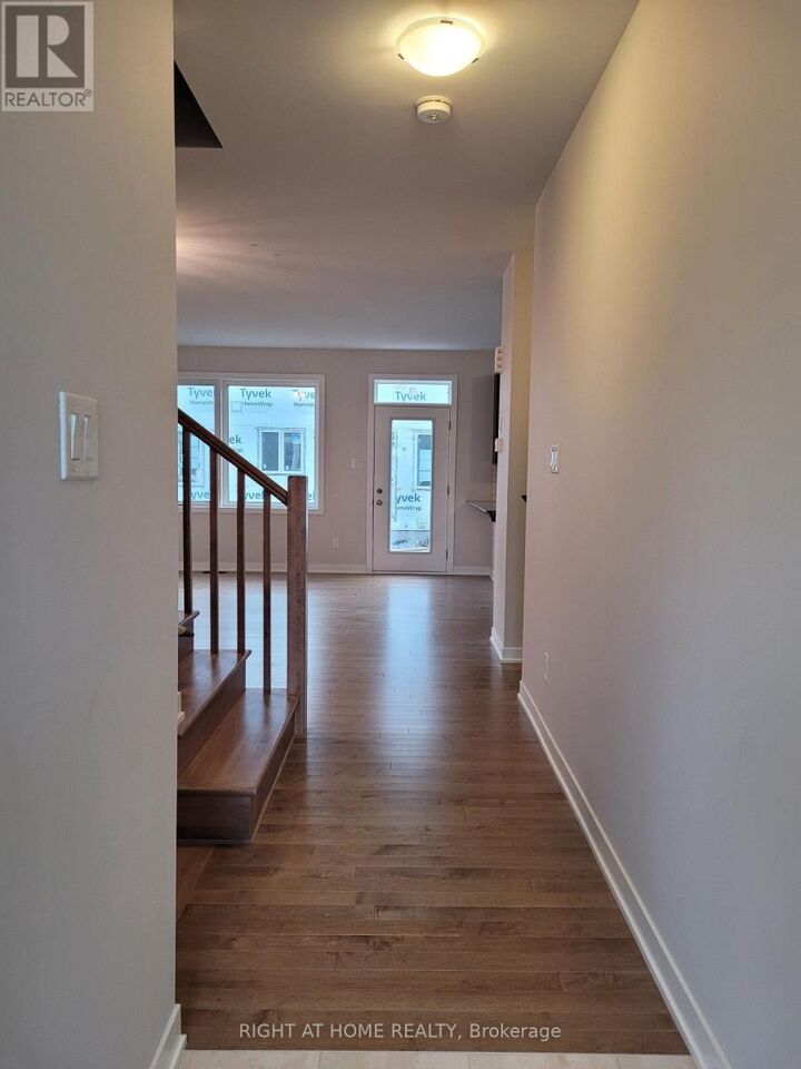 Property Photo:  12 Focality Crescent  ON K2J 6W7 