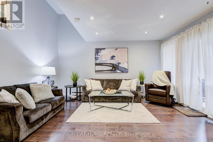 Property Photo:  221 Milestone Crescent 80  ON L4G 3M2 