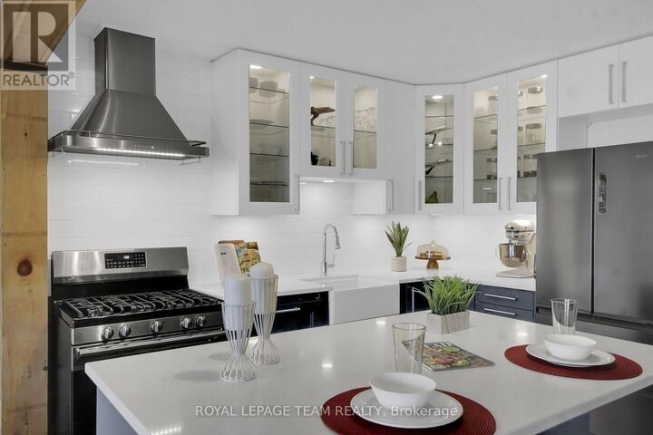 Property Photo:  3B Harness Lane  ON K2M 1E1 