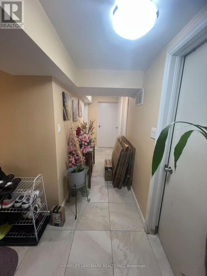 Property Photo:  94 Longford Drive Bsmt Apt  ON L3Y 2Y4 