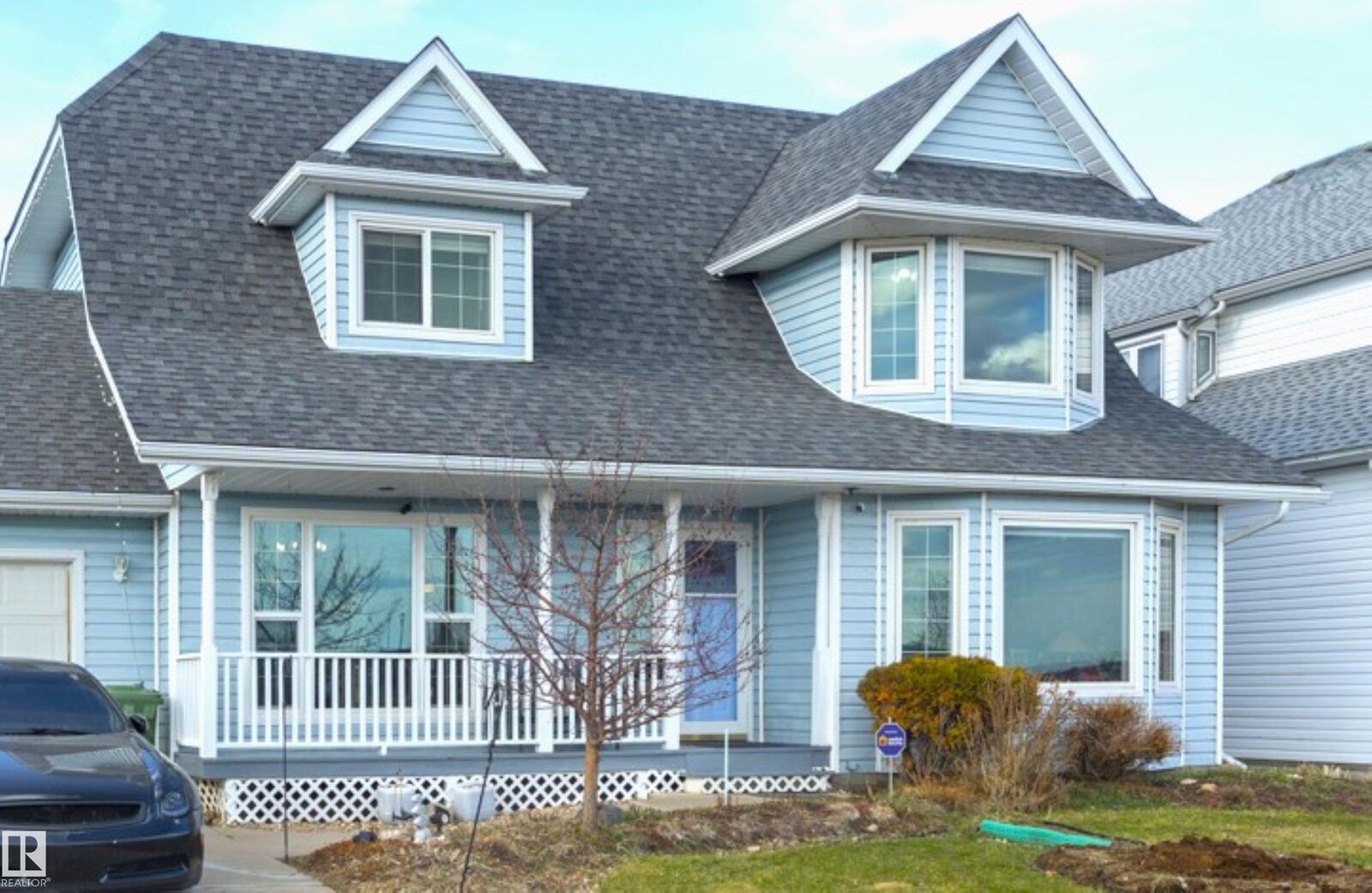 Property Photo:  4003 Lakeshore Drive  AB T9N 1V7 