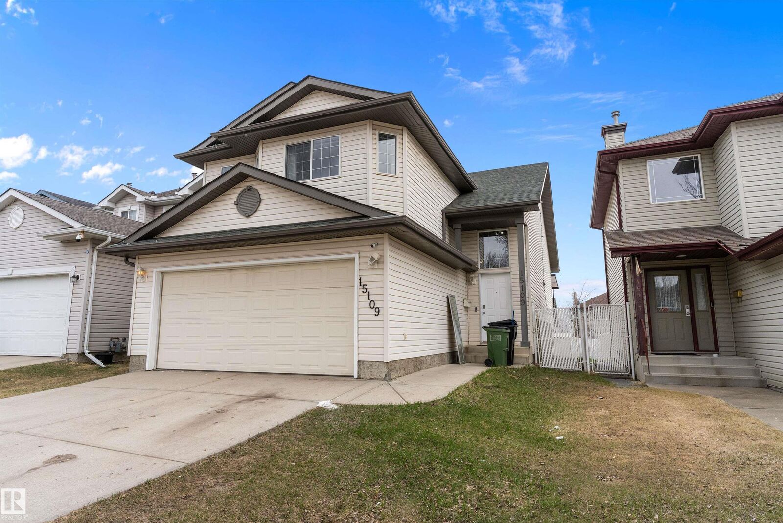Property Photo:  15109 Miller Boulevard NW  AB T5Y 3A1 